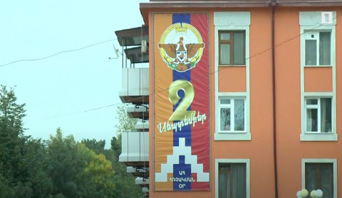 Бои идут, жизнь продолжается