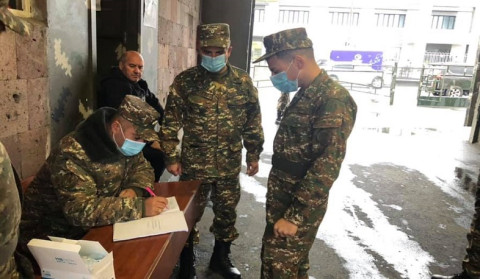 Сын Никола Пашиняна добровольно вызвался в армию
