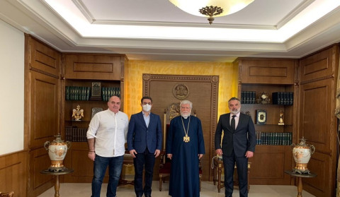 Արամ Ա-ն Լիբանանի խորհրդարանի պատգամավորների հետ քննարկել է պայթյունից տուժած ընտանիքների օժանդակության ծրագիրը