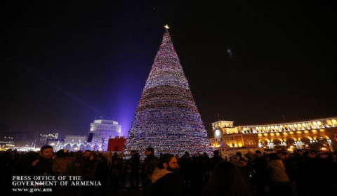 No Christmas tree will be installed in the Republic Square this year