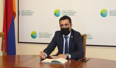 Մենք «բարիկադի» միևնույն կողմում ենք․ Ռոմանոս Պետրոսյանը հանդիպել է բնապահպանական կազմակերպությունների ներկայացուցիչների և բնապահպանների հետ