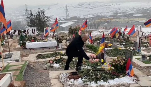 Արթուր Աբրահամն այցելել է Եռաբլուր