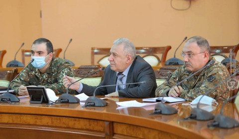 The Minister of Defense met with the parents and relatives of the missing servicemen