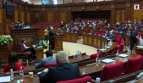 Արտահերթ ընտրությունը կանցկացվի առանց ռեյտինգայինի. ԱԺ-ն ընդունեց ԸՕ փոփոխությունը