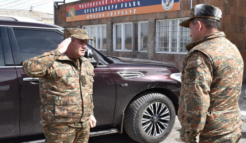 ER Silahlı Qüvvələrinin Baş Qərargah rəisi sərhəd bölgəsinə getdi
