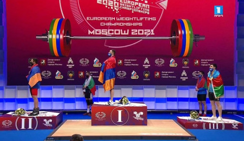 Ağır atlet Samvel Gasparyan Avropa çempionu, Arsen Martirosyan isə vitse-çempion oldu