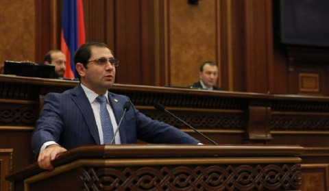 39 մանկապարտեզ, 70 մշակութային կենտրոն, 158 կմ ասֆալտապատված ճանապարհներ. Պապիկյանը ներկայացրեց 2020-ի աշխատանքները