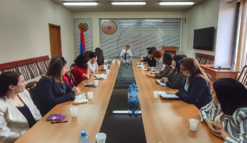 Քննարկվել են արցախցիների աջակցության ծրագրերի ընթացքն ու արդյունքները. հանդիպում սոցապնախարարությունում