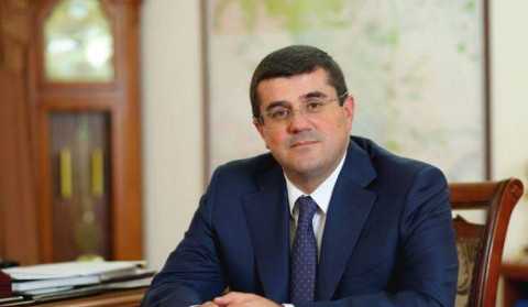 Փոխվել են ժամանակները, սերունդները, իշխանությունները, սակայն մեկ բան մնացել է անփոփոխ՝ ցեղասպան քաղաքականության շարունակումը. ԱՀ նախագահ