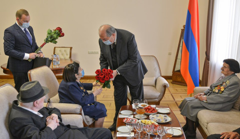 Արմեն Սարգսյանը հյուրընկալել է Հայրենական մեծ պատերազմի մի խումբ վետերանների