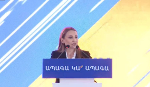 Մեզ չեն ներում ՀՀ քաղաքացու կողքին լինելու, մարդկանց վերևից չնայելու համար. Մակունց