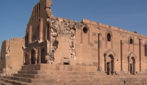 Ամրակայվում է Երերույքի տաճարը