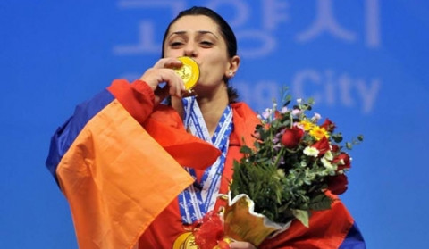 I dedicate my victory to the heroes defending Artsakh