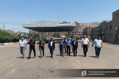 Ermənistan və İran gömrük işçiləri bu yaxınlarda sərnişin artan axını məsələsini müzakirə etdilər