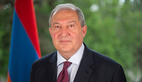 Armen Sarkissian sends a congratulatory message to President of Ecuador on National Holiday