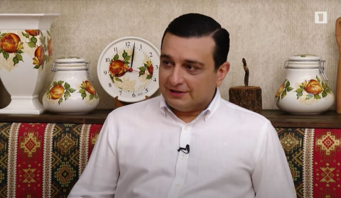 Չքաղաքականացնե՜լ. Արմեն Մուրադյանի տանը