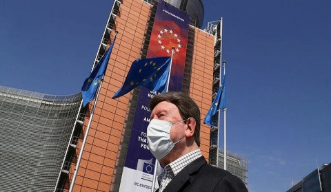 E.U. Set to Ban Nonessential Travel From U.S. As COVID-19 Cases Rise