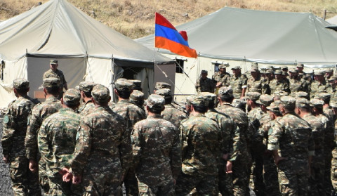 Hərbi hissənin müavini ehtiyatda olanlarla görüşüb