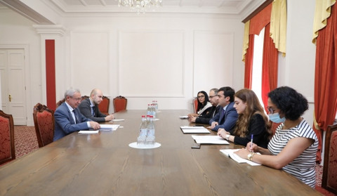Հակոբ Արշակյանը հանդիպել է ՌԴ սենատոր Անդրեյ Կլիմովի հետ