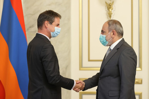 Nikol Pashinyan underscores France’s important role as OSCE MG co-chair at meeting with Jonathan Lacotte
