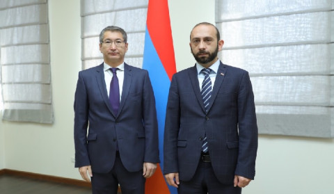 Արարատ Միրզոյանը հանդիպել է ՀՀ-ում Ղազախստանի դեսպան Բոլատ Իմանբաևի հետ