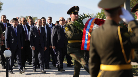 Prime Minister Pashinyan pays tribute to memory of Armenians who gave their lives for Motherland’s independence