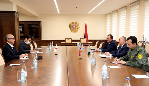 Arşak Karapetyan Yaponiya səfirinə Artsaxdakı hərbi əməliyyatlardan sonra ortaya çıxan problemləri təqdim edib