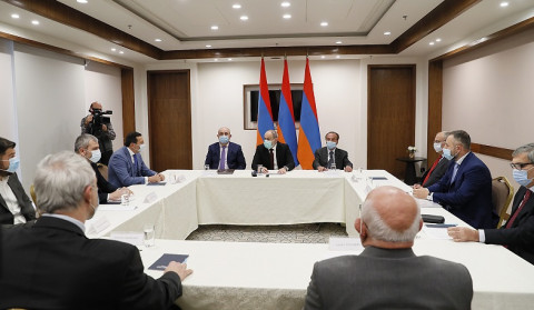 Վարչապետի և արտախորհրդարանական քաղաքական ուժերի ղեկավարների մասնակցությամբ տեղի է ունեցել խորհրդակցական ժողովի հերթական նիստը