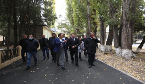 ՏԿԵ նախարարը հետևել է «Քարերի սիմֆոնիա» հուշարձանից դեպի Խոսրովի արգելոց տանող ճանապարհի շինարարության ընթացքին