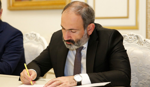 Վահրամ Խաչատրյանը նշանակվել է Մեծամոր համայնքի ղեկավարի պաշտոնակատար
