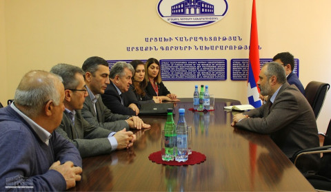 Արցախի ԱԳ նախարարը ՀՀ ԳԱԱ պատվիրակության հետ հանդիպմանը կարևորել է արտաքին քաղաքականությունում գիտական ներուժի դերը