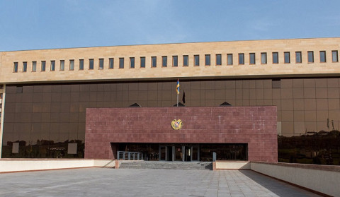 Azərbaycan iki erməni əsiri Ermənistana təhvil verib
