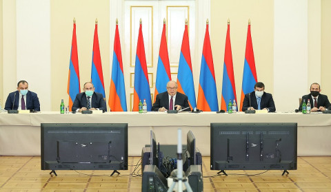 Վարչապետը մասնակցում է «Հայաստան» համահայկական հիմնադրամի հոգաբարձուների խորհրդի նիստին