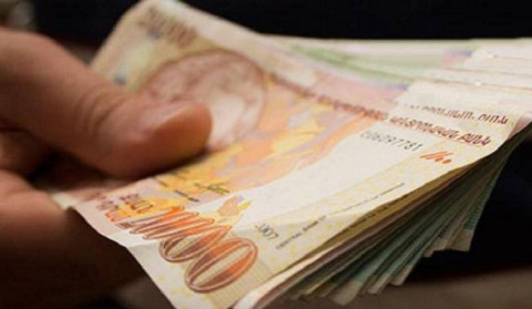 9 անձի, այդ թվում՝ ՊԵԿ աշխատակիցների, մեղադրանք է առաջադրվել կաշառք ստանալու, տալու և կաշառքի միջնորդության համար
