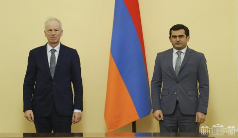 Հակոբ Արշակյանը Կանադայի հատուկ բանագնացի հետ հանդիպմանը կարևորել է եռակողմ հայտարարության բոլոր դրույթների իրացումը