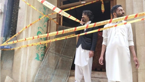 Pakistan bombing kills dozens in Shia mosque in Peshawar