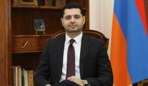 Մարտի 8-ն առիթ է ընդգծելու մեր մայրերի, կանանց ու աղջիկների նկատմամբ ունեցած ջերմ վերաբերմունքը. ՀՀ փոխվարչապետ