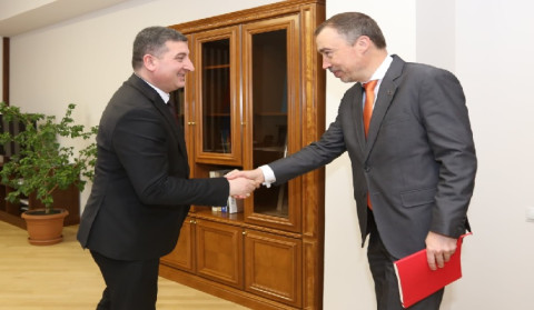 Գնել Սանոսյանը և Տոյվո Կլաարը քննարկել են սահմանամերձ համայնքներում ենթակառուցվածքների բարելավմանն առնչվող հարցեր