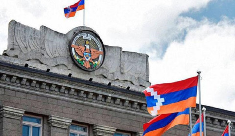 Խնդրում ենք ավելացնել խաղաղապահ զորակազմի զինծառայողների թիվը և զինտեխնիկայի միջոցները. Արցախի ԱԽ-ն պաշտոնական գրությամբ դիմել է Վլադիմիր Պուտինին