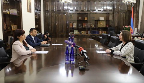 Շիրակի մարզպետը և ՄԻՊ-ը քննարկել են գերեվարված շիրակցիների խնդիրներին առնչվող հարցեր