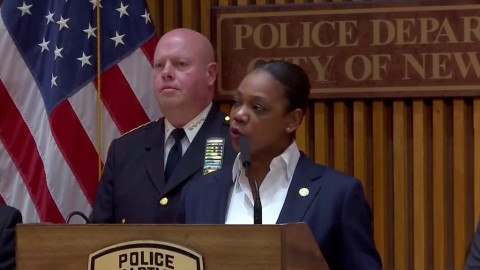 Police arrest suspect in New York subway shooting 'without incident'