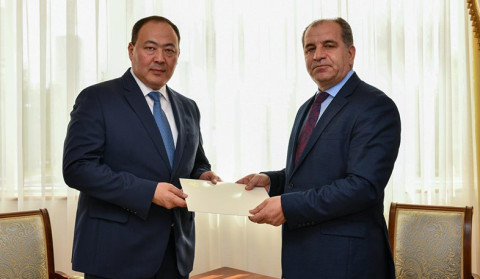 Ղազախստանում ՀՀ նորանշանակ դեսպանը և ԱԳ նախարարի տեղակալը քննարկել են տարածաշրջանային օրակարգի հարցեր