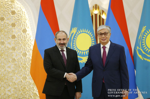 Վստահ եմ, որ մեր ջանքերն ուղղված կլինեն հայ-ղազախական համագործակցության շրջանակին նոր լիցք հաղորդելուն. Նիկոլ Փաշինյանը՝ Կասիմ-Ժոմարտ Տոկաևին