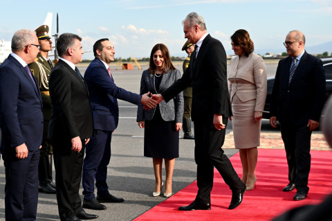 Պաշտոնական այցով Հայաստան է ժամանել Լիտվայի նախագահ Գիտանաս Նաուսեդան