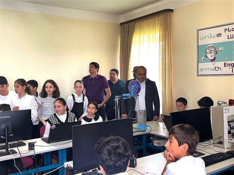 Կոտայքի մարզի 25 դպրոց միացել է «Արմաթ» ինժեներական լաբորատորիաների ցանցին