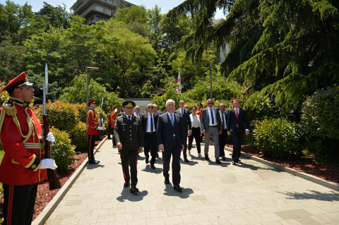 Վահագն Խաչատուրյանն այցելել է Թբիլիսիի Հերոսների հրապարակ