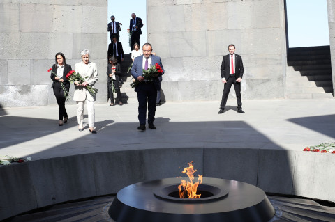 Delegation led by Venice Commission President visits Tsitsernakaberd Memorial