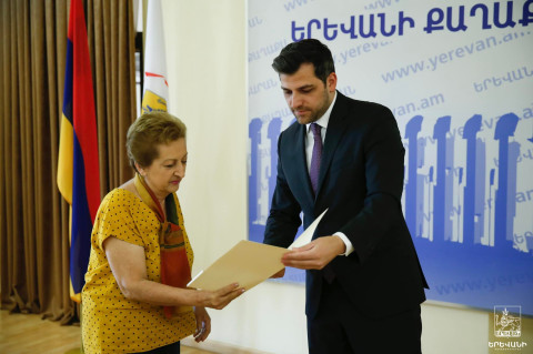Համայնքային բուժհաստատությունների մի շարք բժիշկներ Երևանի քաղաքապետի շնորհակալագրերի են արժանացել
