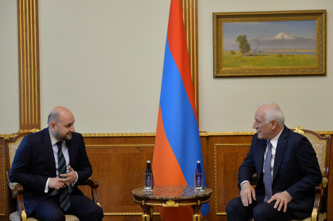 Նախագահը և ԿԲ նախագահը քննարկել են Հայաստանի ֆինանսական շուկային վերաբերող հարցեր