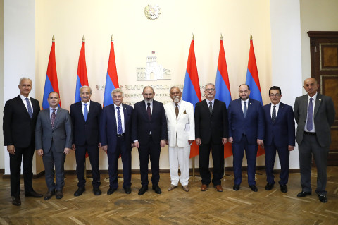 Վարչապետն ընդունել է ՌԱԿ Կենտրոնական վարչության ներկայացուցիչներին